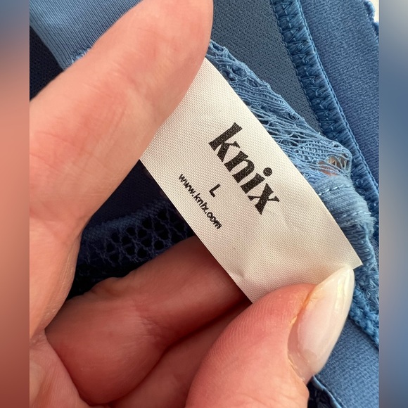 KNIX Lace Deep-V Bralette - Picture 3 of 3